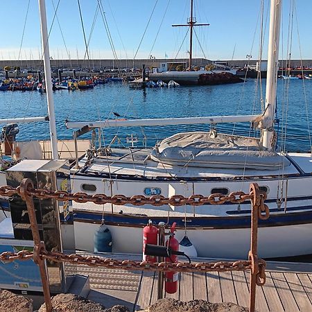 Marina Oasis, Your Boatel Puerto Calero Bagian luar foto